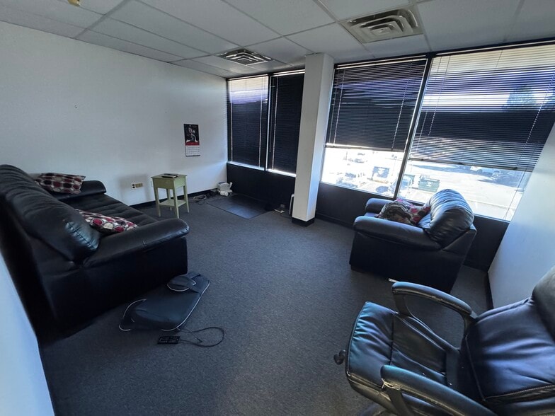 More Photos Of 990 Westbury Rd, Westbury Office For Sale