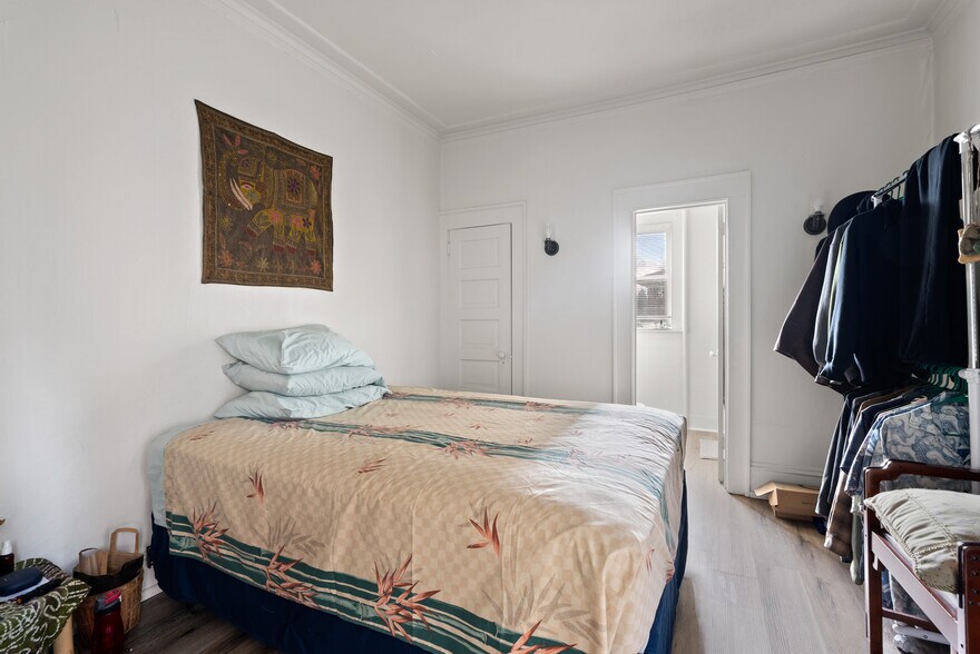 More Photos Of 1905 W 2nd Ave, Spokane Apartments For Sale