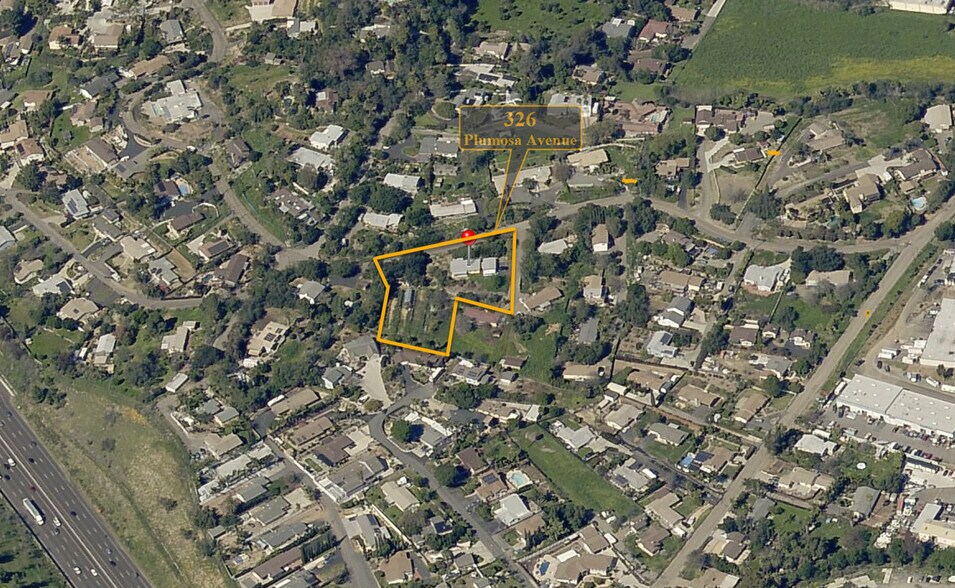 More Photos Of 326 Plumosa Ave, Vista Land For Sale