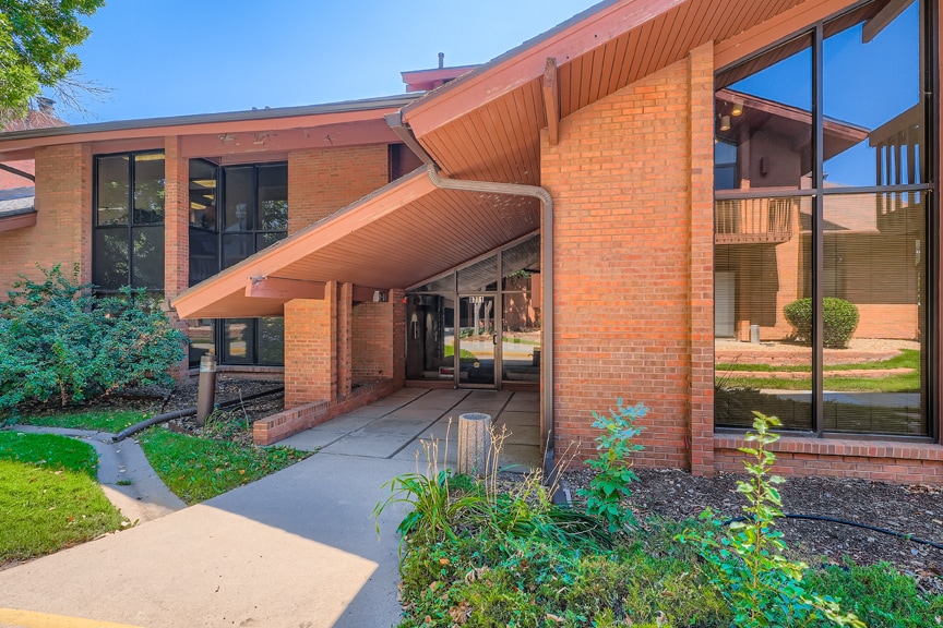 More Photos Of 8771 Wolff Ct, Westminster Office For Sale