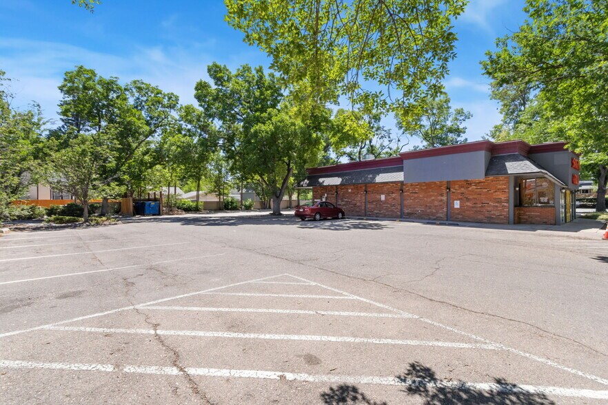 More Photos Of 1120 S College Ave, Fort Collins General Retail For Sale