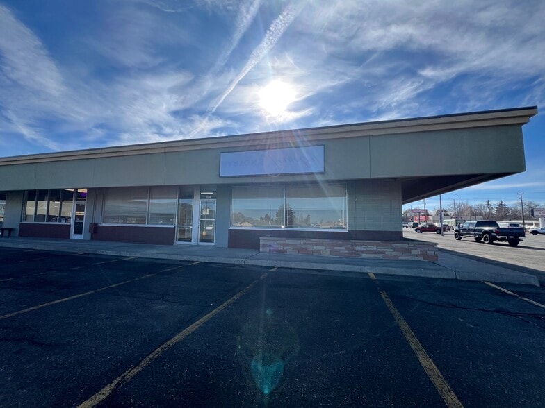 More Photos Of 528-550 Blue Lakes Blvd N, Twin Falls Freestanding For Lease
