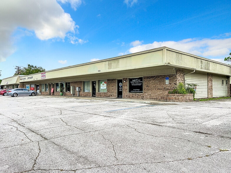 More Photos Of 2553-2565 Park Dr, Sanford Freestanding For Sale