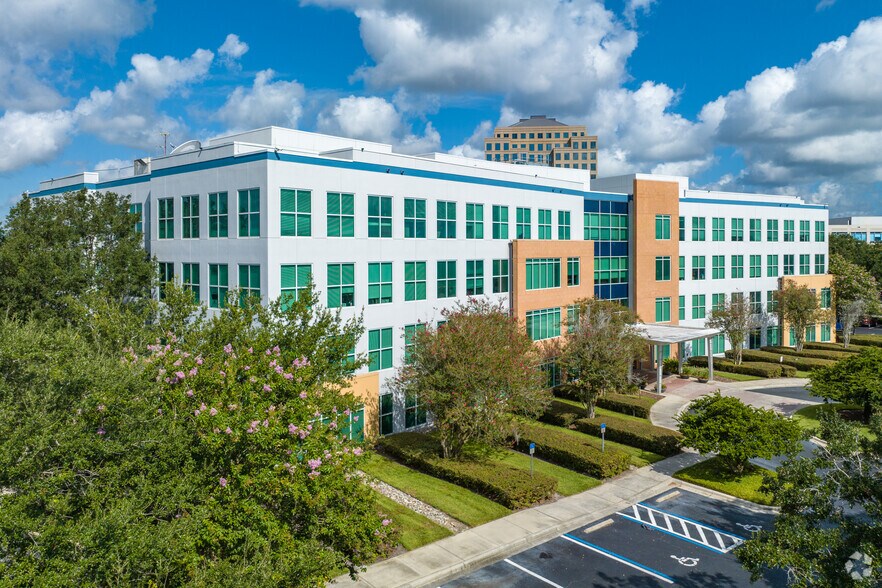 More Photos Of 1800 Pembrook Dr, Orlando Office For Sale