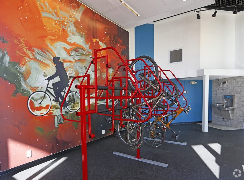 More Photos Of 525 N Tryon St, Charlotte Coworking Space