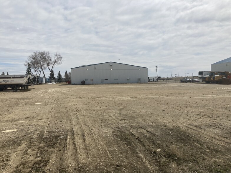 More Photos Of 253 Burnt Park Dr, Red Deer County Service For Lease