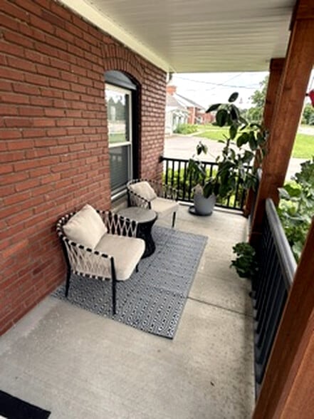 More Photos Of 5832 Flint St, Shawnee Office For Lease