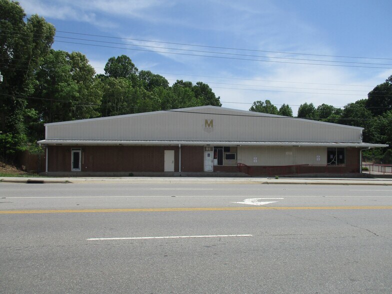 More Photos Of 91 New Leicester Hwy, Asheville Flex For Sale
