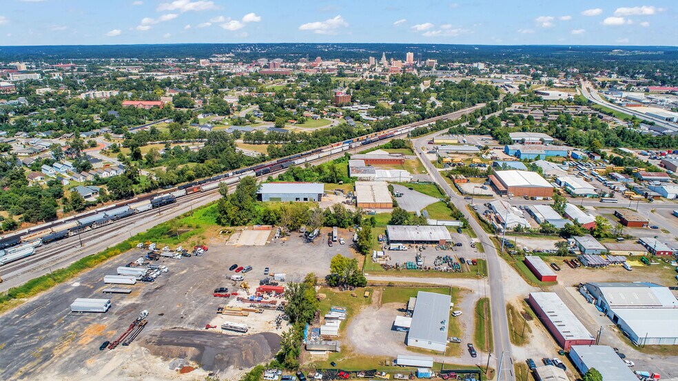 More Photos Of 1219 New Savannah Rd, Augusta Distribution For Lease