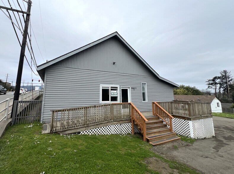More Photos Of 93677 Newport ln, Coos Bay General Retail For Lease