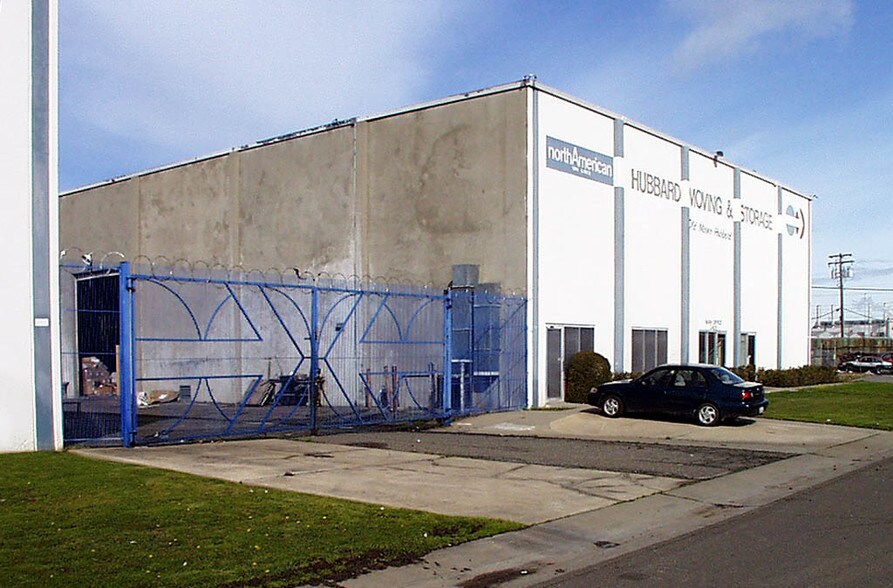 More Photos Of 3400 La Grande Blvd, Sacramento Warehouse For Sale