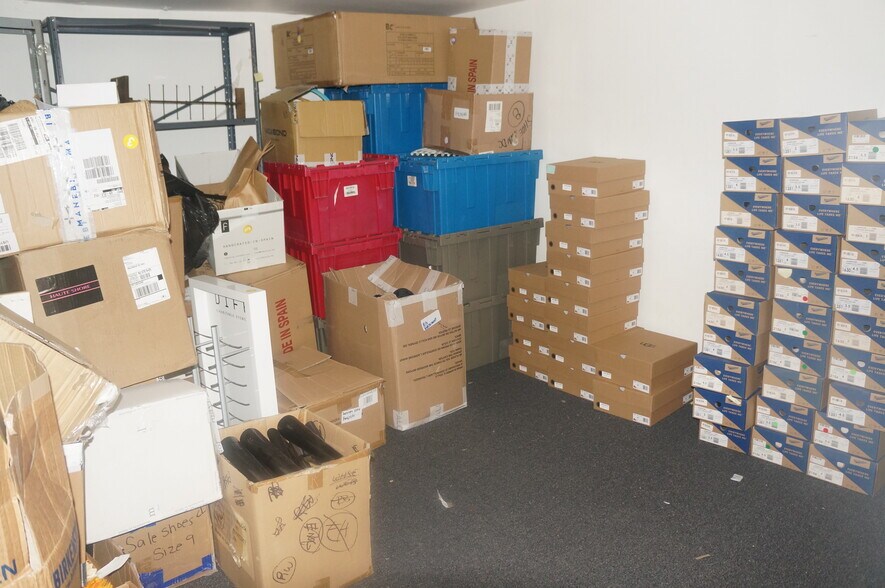 More Photos Of 53 E Ridgewood Ave, Ridgewood Freestanding For Sale