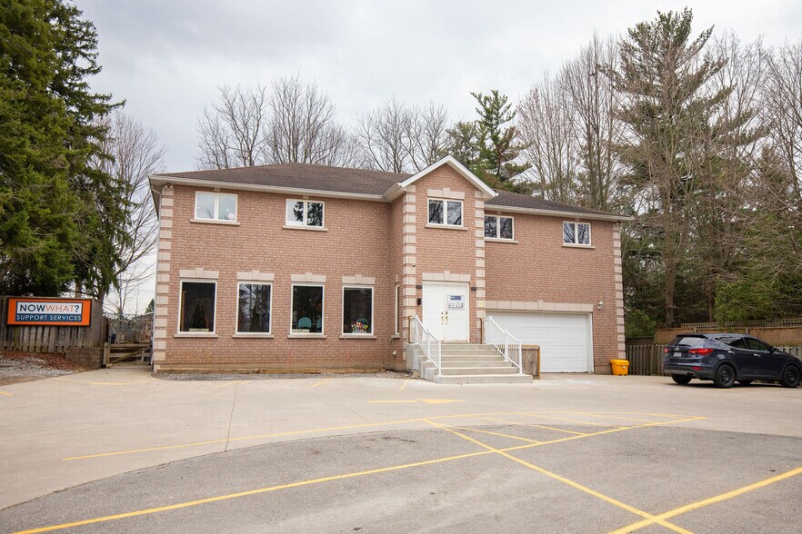 Primary Photo Of 144 Wilson St E, Ancaster Office For Sale
