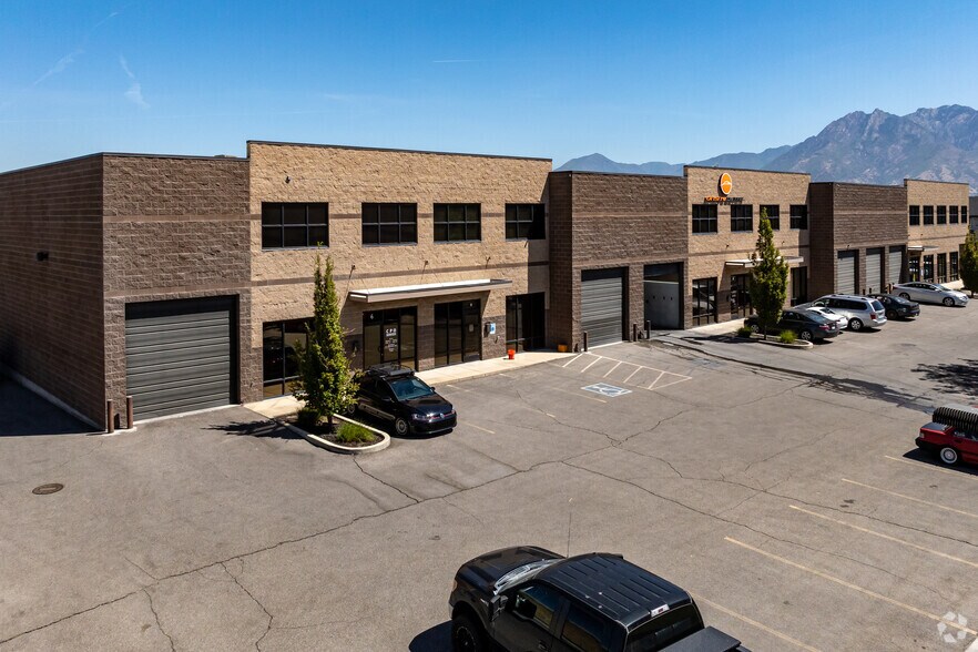 More Photos Of 7174 S 400 W, Midvale Light Manufacturing For Lease