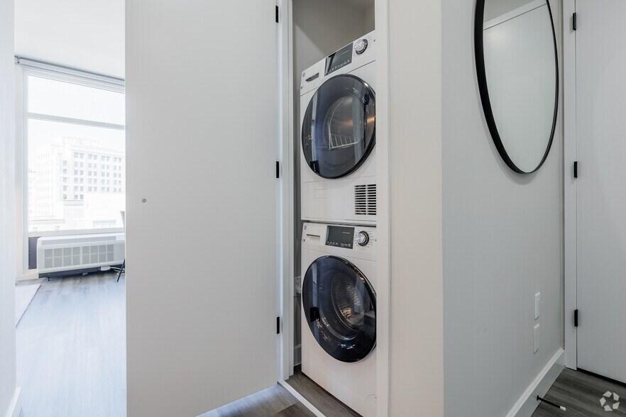 More Photos Of 413 Summit Ave, Jersey City Apartments For Sale