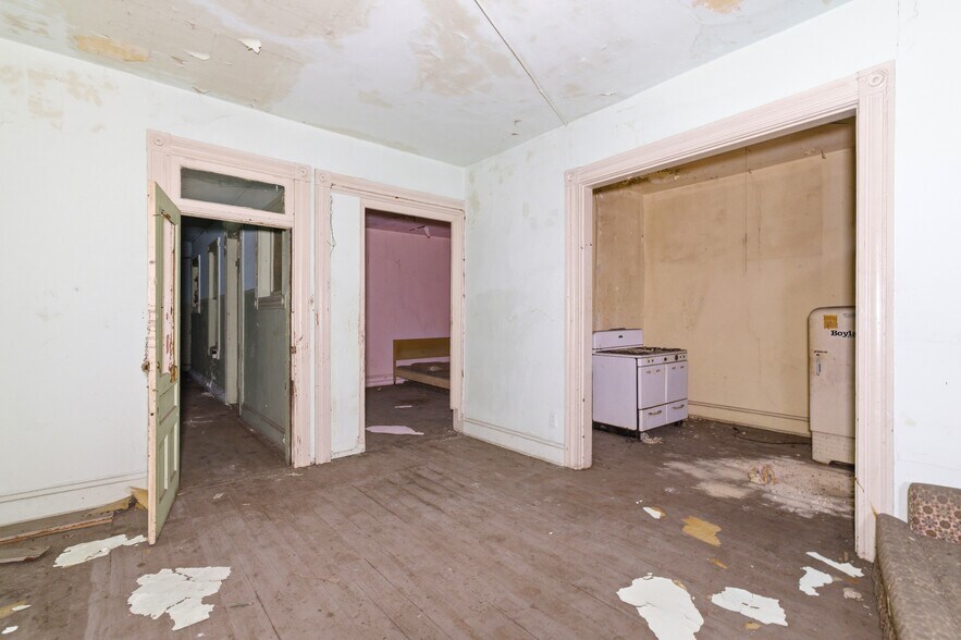 More Photos Of 1081-1087 Mt Vernon ave, Columbus Flex For Sale