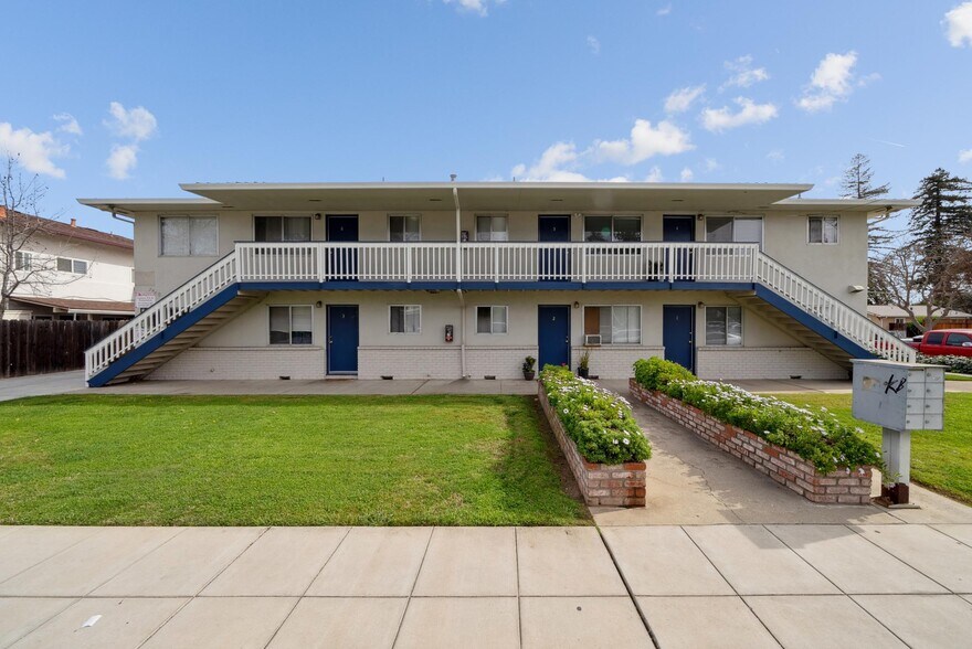 Primary Photo Of 7810 Hanna St, Gilroy Apartments For Sale