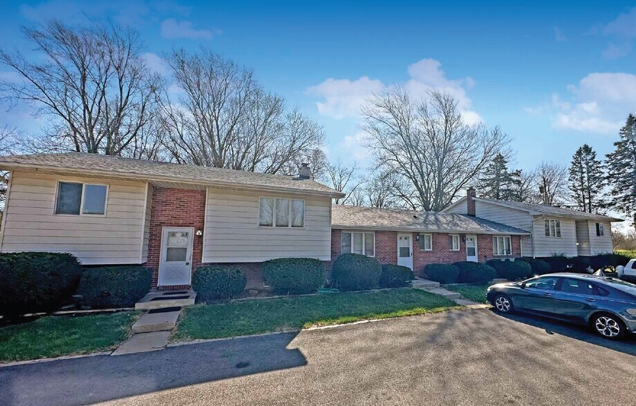 Primary Photo Of 4300 E 73rd Ave, Merrillville Apartments For Sale