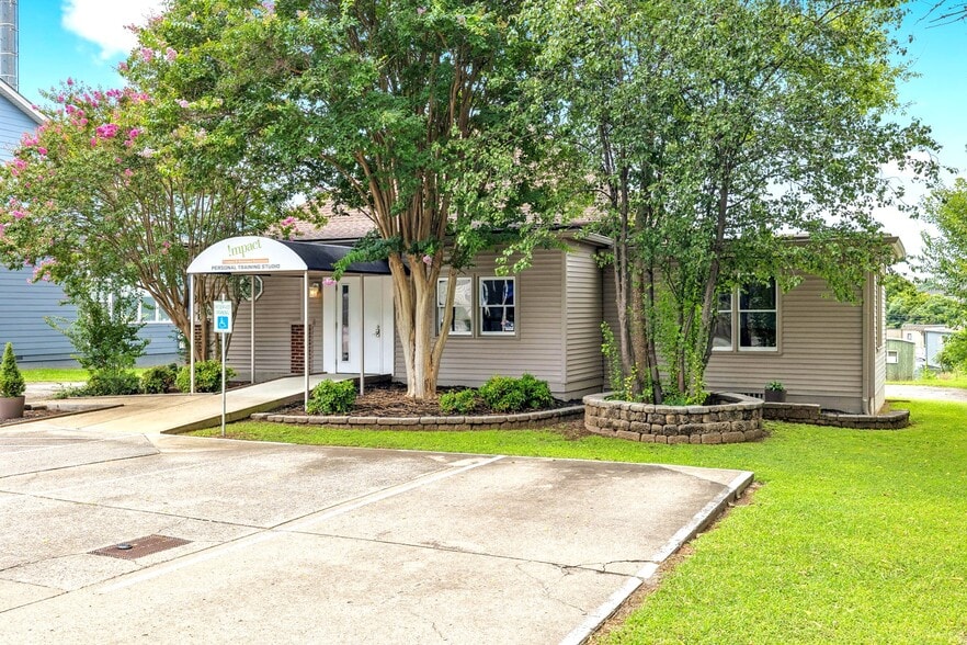 More Photos Of 2839 Logan St, Nashville Loft Creative Space For Sale