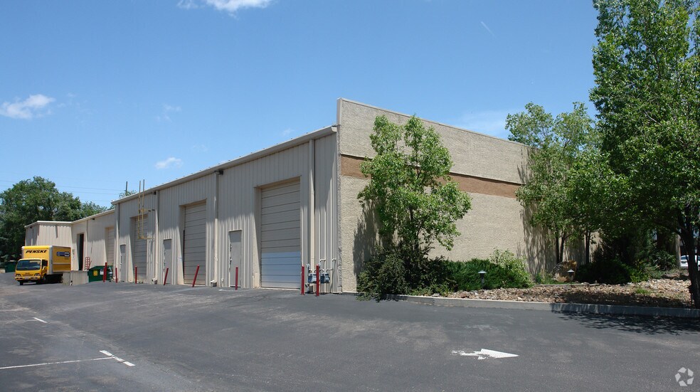 More Photos Of 140-155 Talamine Ct, Colorado Springs Distribution For Lease