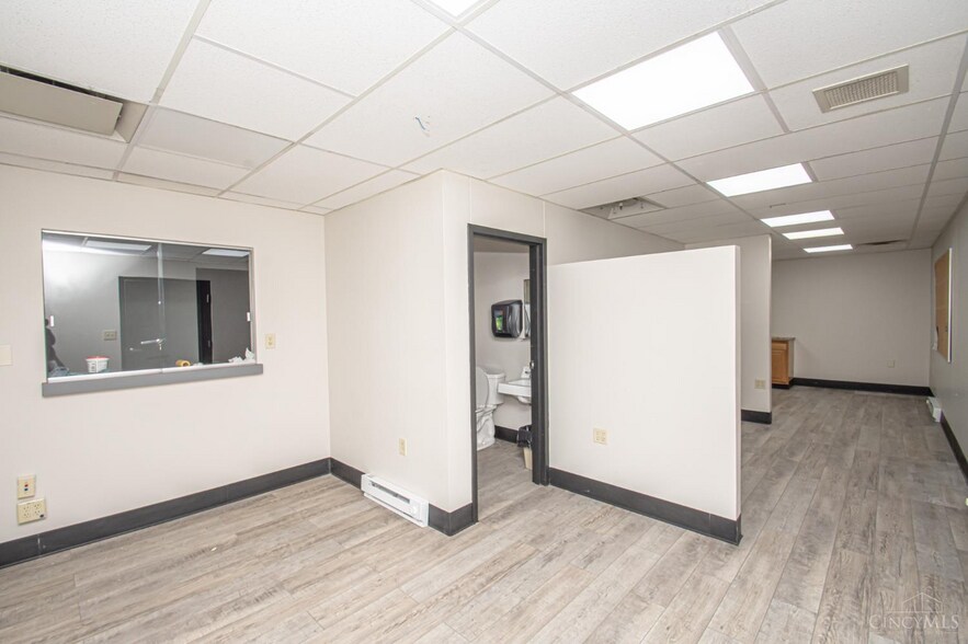 More Photos Of 200 Eaton Lewisburg Rd, Eaton Medical For Lease
