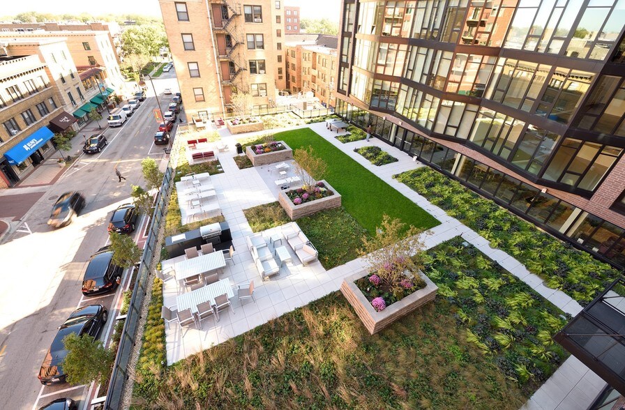 More Photos Of 847 Chicago Ave, Evanston Apartments For Lease