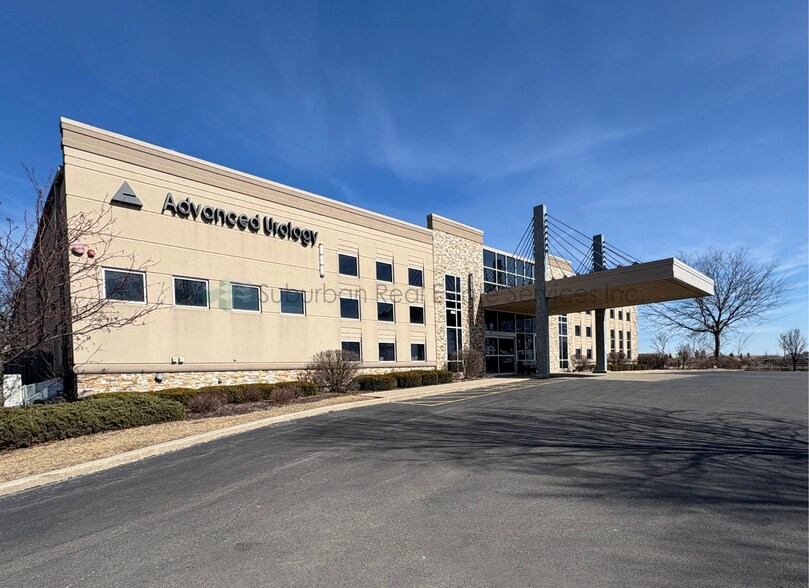 More Photos Of 1541 Riverboat Center Dr, Joliet Medical For Sale