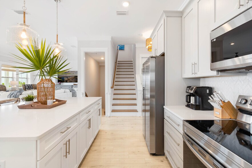 More Photos Of 191 Las Palmas Ln, Port St Joe Specialty For Sale