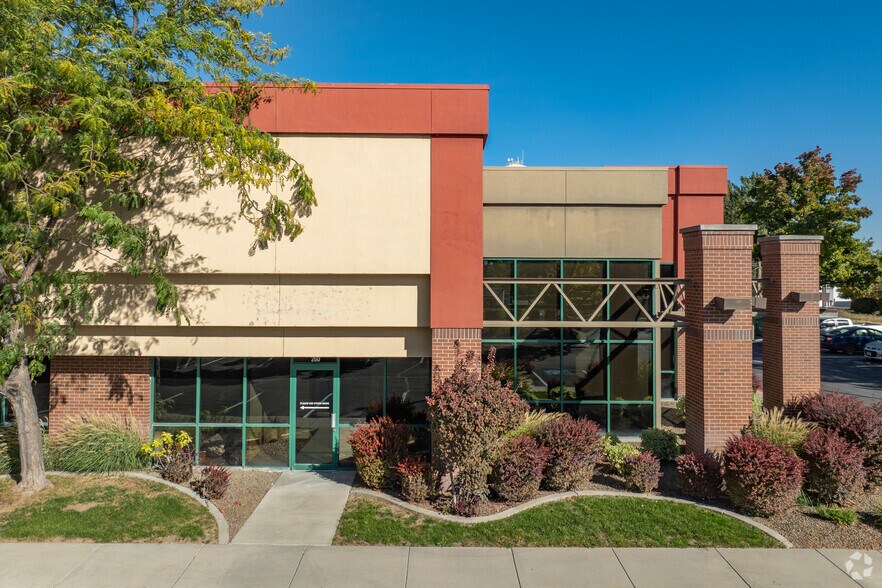 More Photos Of 280 E Corporate Dr, Meridian Research And Development For Lease