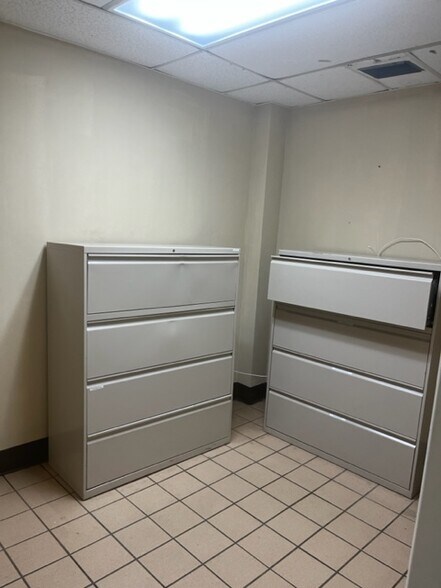 More Photos Of 7715 Lem Turner Rd, Jacksonville Auto Repair For Sale