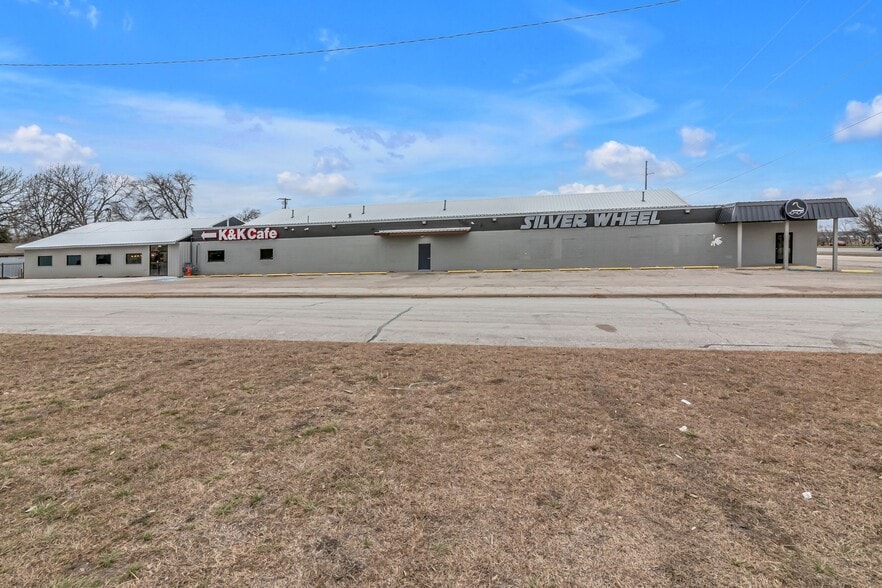 Primary Photo Of 7628 Corina Dr, Fort Worth Skating Rink For Sale