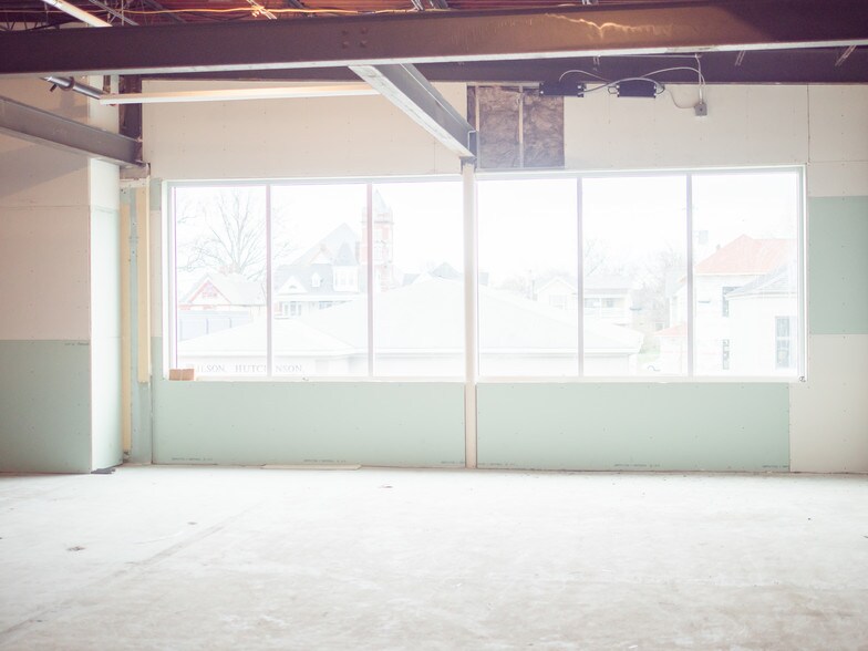 More Photos Of 600 Frederica St, Owensboro Office For Lease