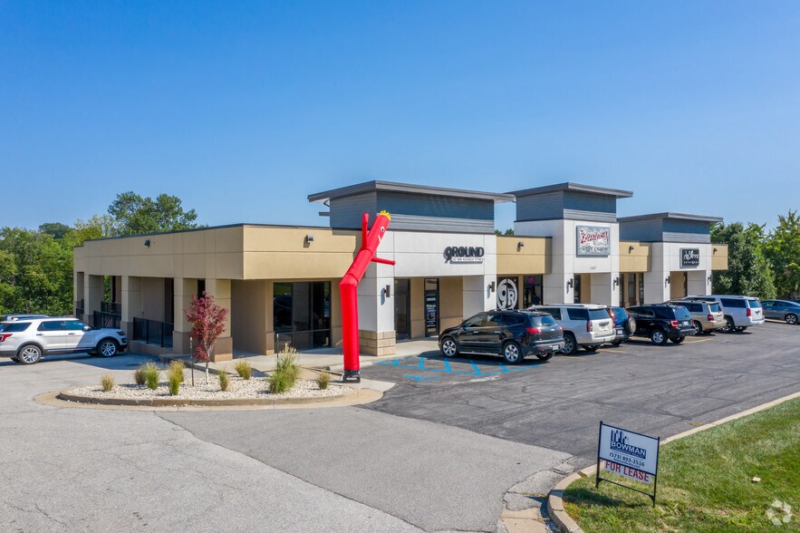 More Photos Of 1407 Southwest Blvd, Jefferson City Storefront Retail Residential For Lease