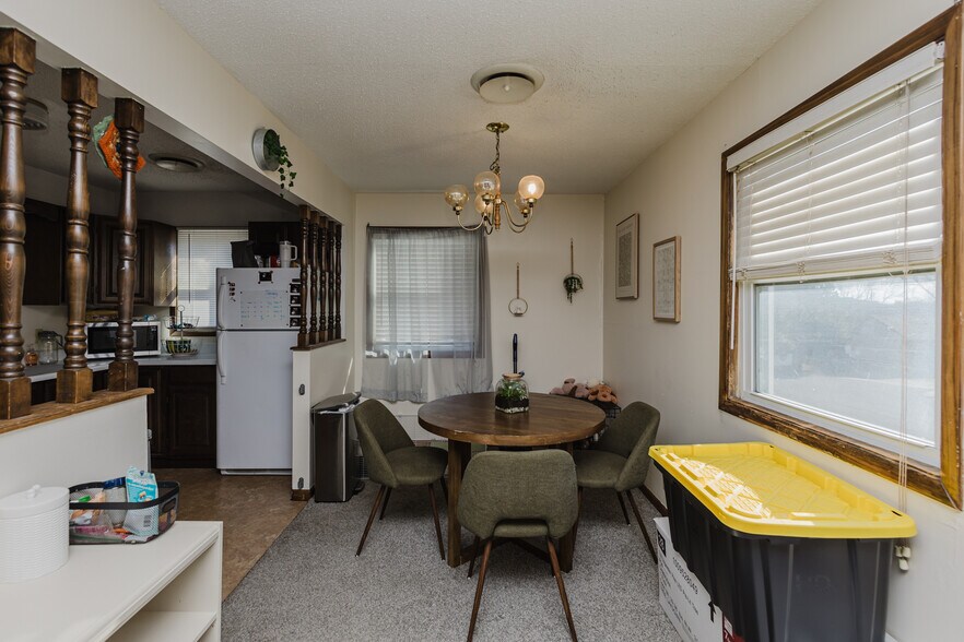 More Photos Of 3102 Sierra Pky, Hutchinson Apartments For Sale