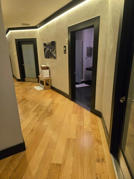 More Photos Of 1510 4th St, Santa Rosa Office For Sale