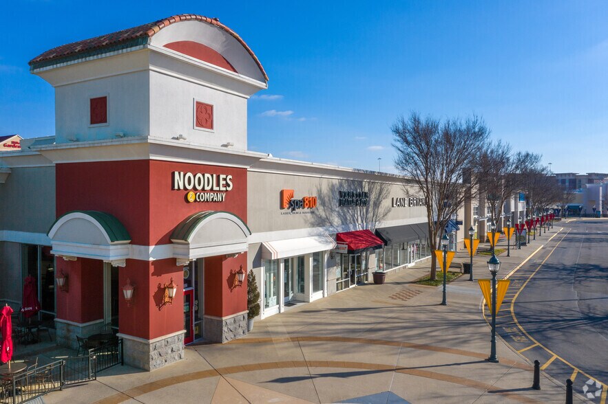 More Photos Of 4302-4330 Summit Plaza Dr, Louisville Unknown For Lease