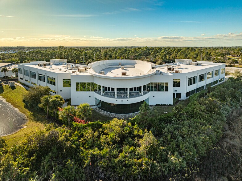 More Photos Of 1050 Satcom Ln, Melbourne Office For Sale