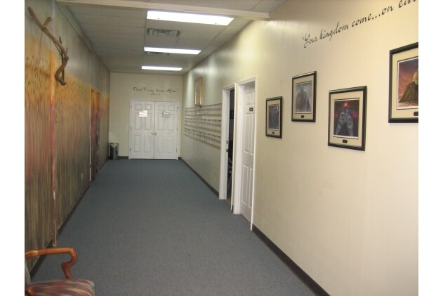More Photos Of 1401-1405 Cleveland Hwy, Dalton Storefront Retail Office For Lease