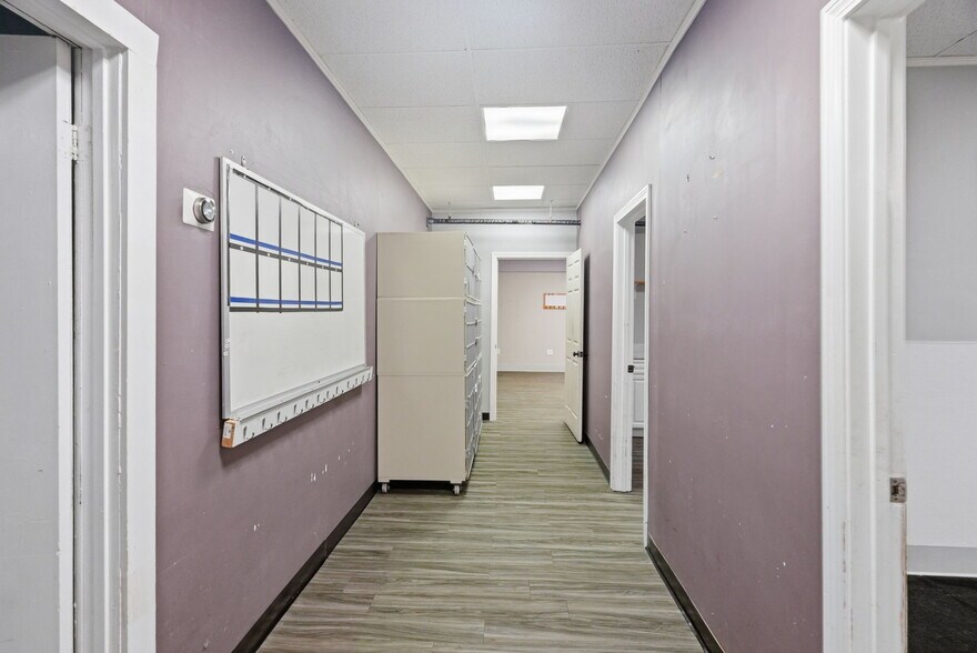 More Photos Of 64 Putnam St, Winthrop Storefront Retail Office For Lease