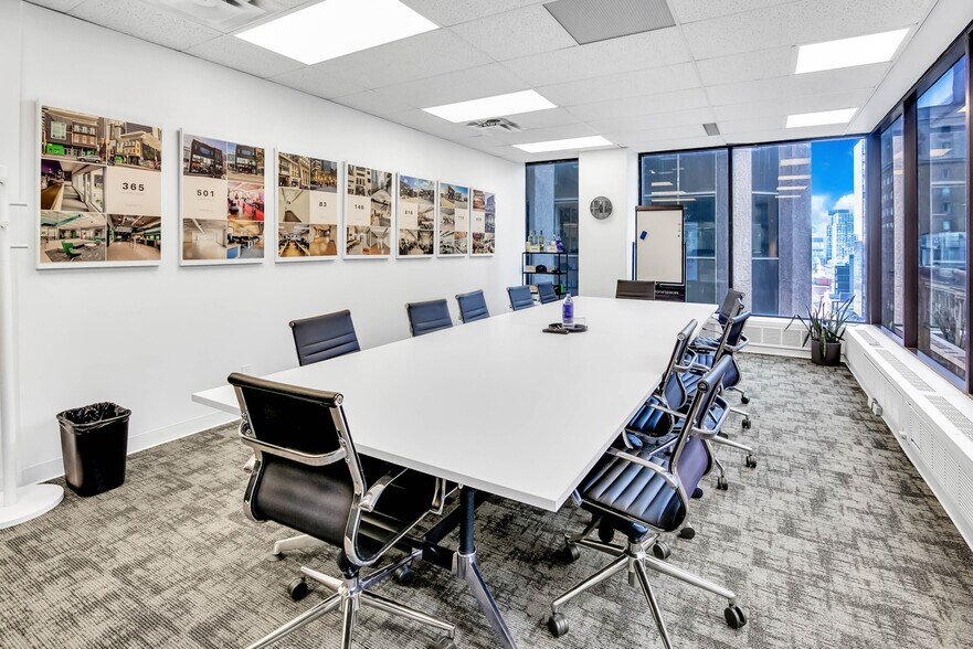 More Photos Of 10 King St E, Toronto Office For Lease