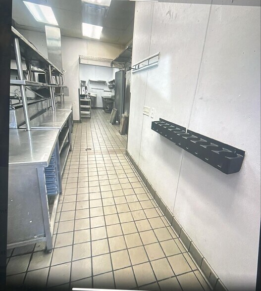 More Photos Of 9648-9664 W Linebaugh Ave, Tampa General Retail For Sale