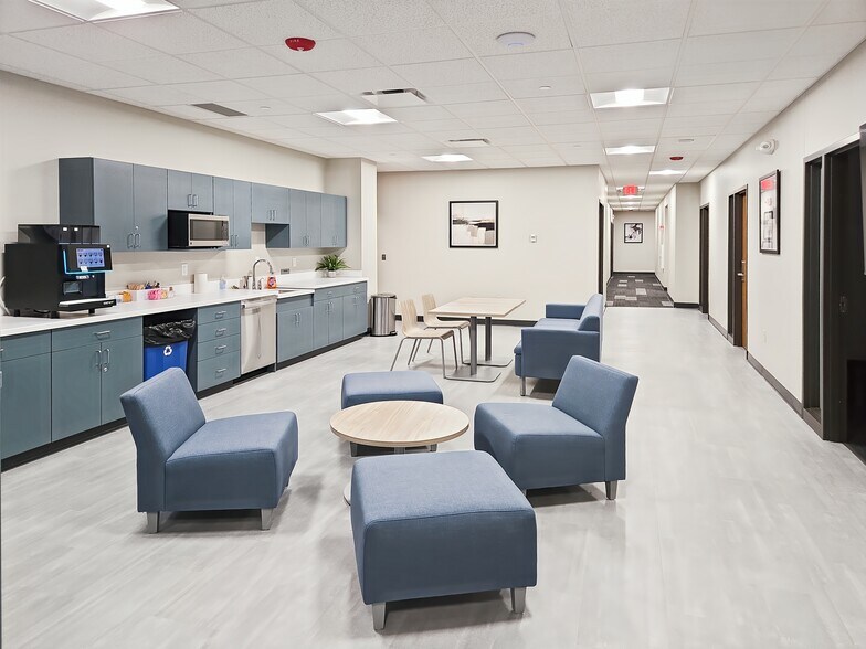 More Photos Of 100 W College Ave, Appleton Coworking Space