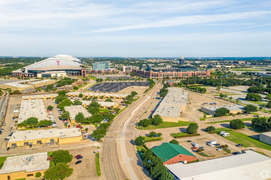 More Photos Of 2012 E Randol Mill Rd, Arlington Office For Lease