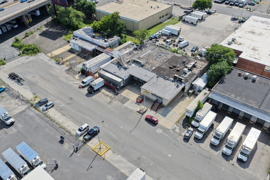 More Photos Of 3632 S 3rd St, Philadelphia Food Processing For Lease
