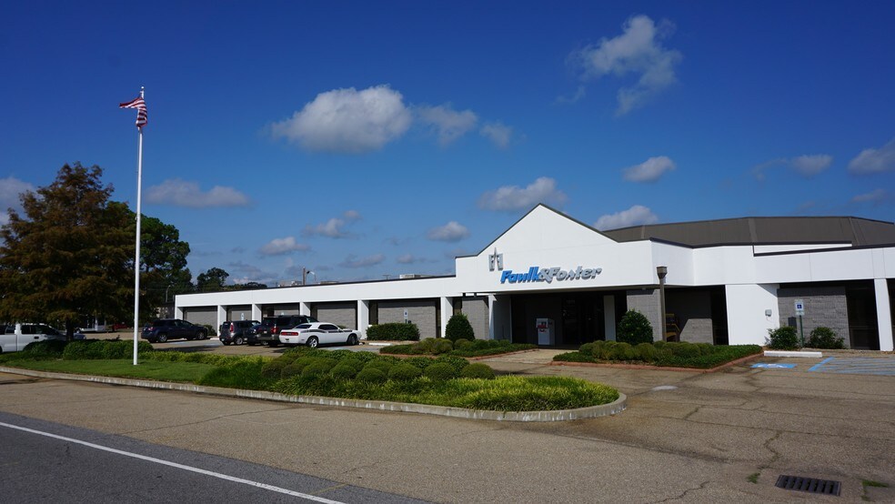 More Photos Of 1811 Auburn Ave, Monroe Medical For Lease