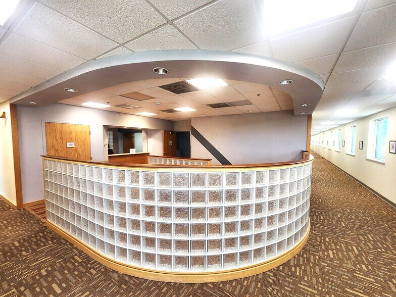 More Photos Of 2030 Mountain View Ave, Longmont Medical For Sale