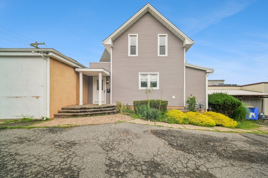 More Photos Of 534 Durie Ave, Closter General Retail For Lease