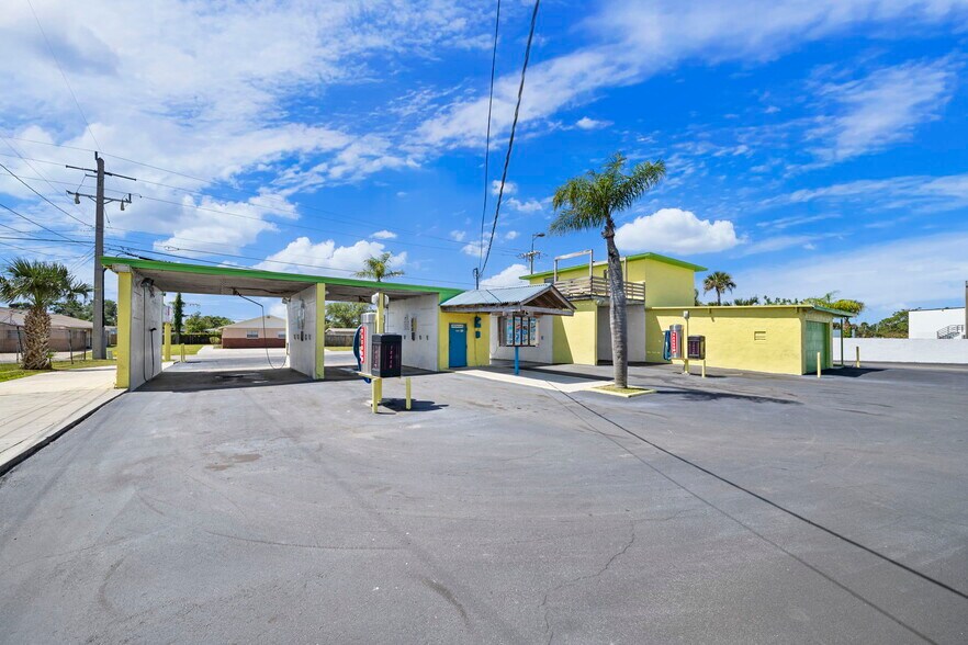 More Photos Of 100 Lucas Rd, Merritt Island Carwash For Sale