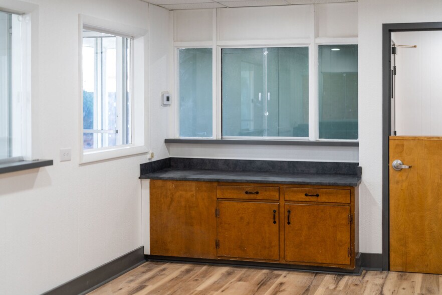 More Photos Of 1305 13th St, Waynesboro Medical For Sale