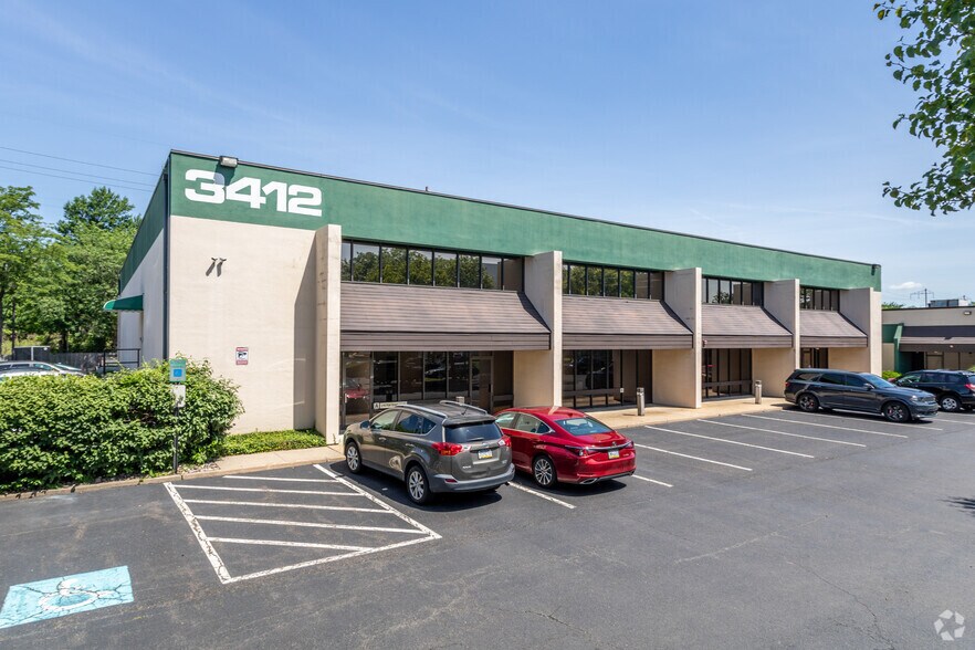 More Photos Of 3412 Progress Dr, Bensalem Light Distribution For Lease